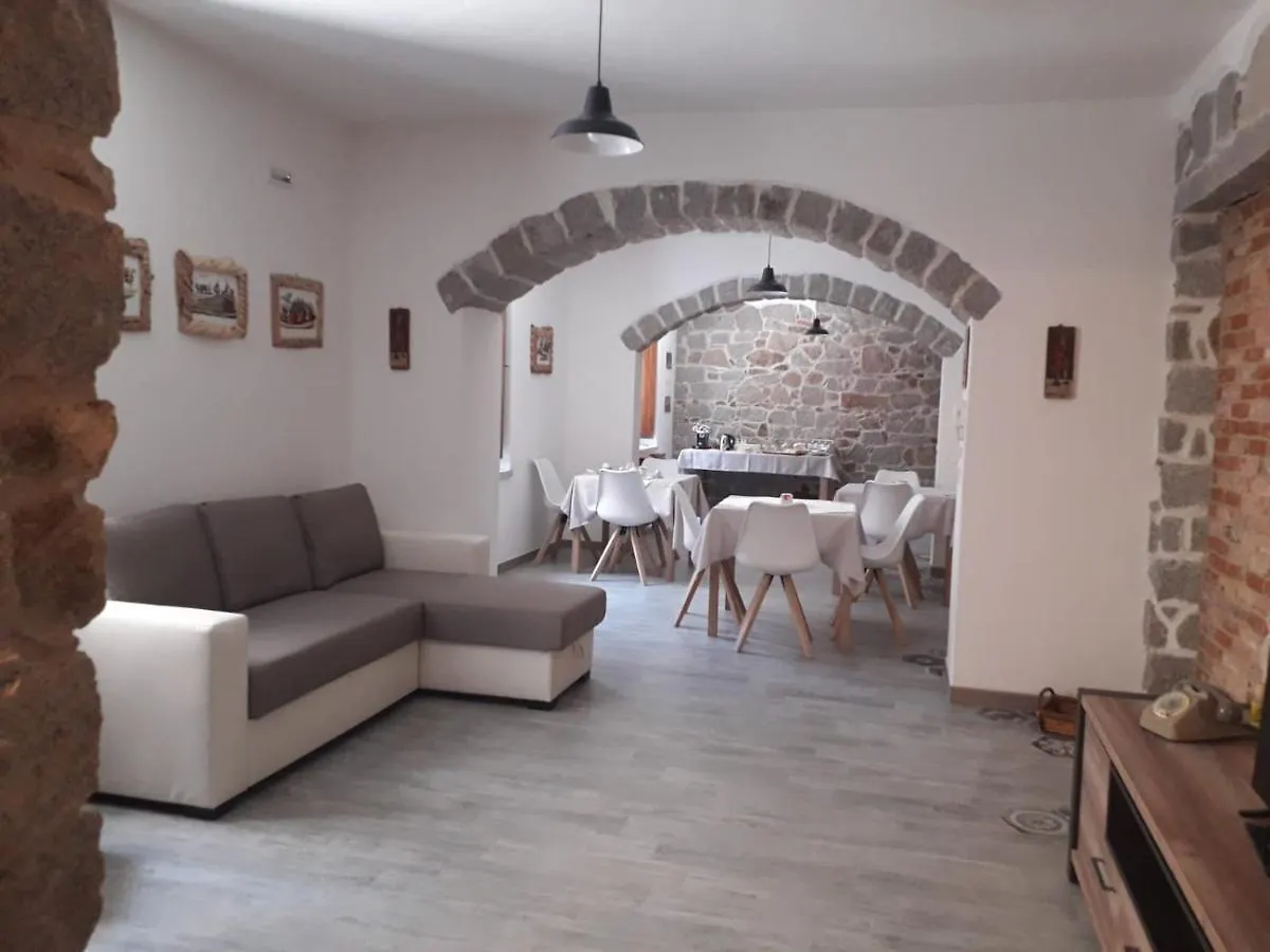 Bed and Breakfast viche viche Orgosolo